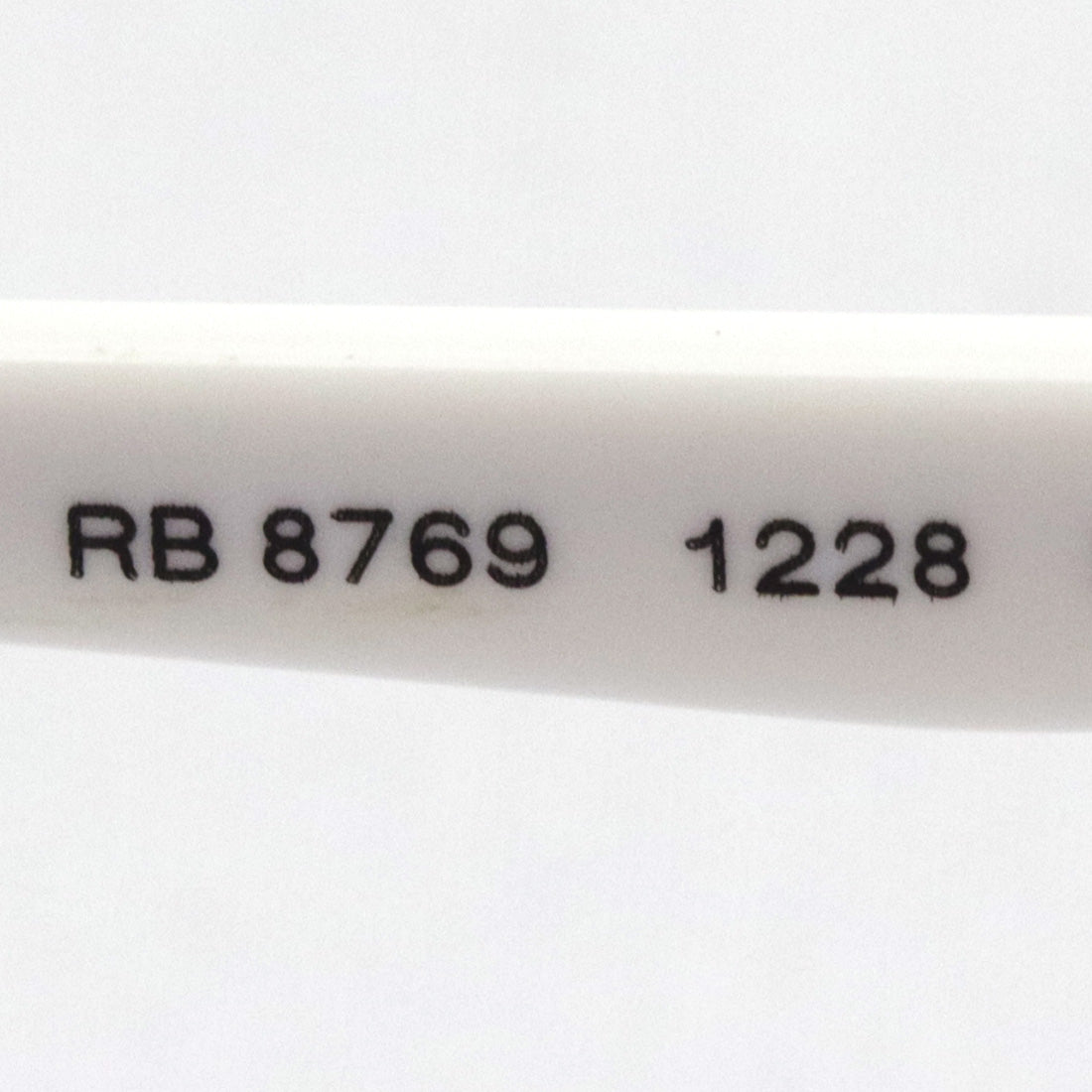 射线玻璃杯Ray-Ban RX8769 1228
